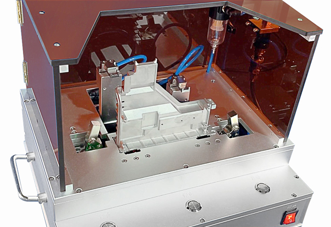 （塑料壳拆除）非标定制自动化设备 | 3C非标自动化设备 | 新能源非标自动化设备